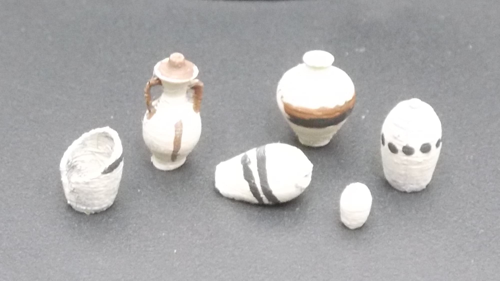 Urns